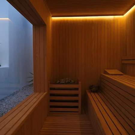 Ionx - Indoor & Outdoor Pool, Sauna, Bathtub, Jacuzzi Fethiye