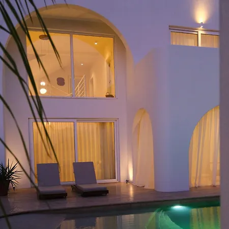 Villa Ionx - Indoor & Outdoor Pool, Sauna, Bathtub, Jacuzzi