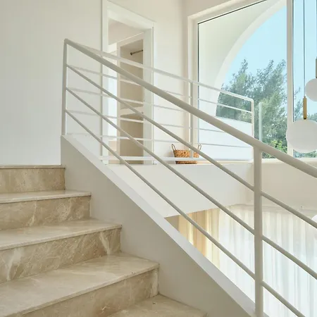 Ionx - Indoor & Outdoor Pool, Sauna, Bathtub, Jacuzzi Villa