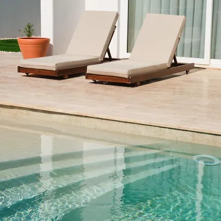 Ionx - Indoor & Outdoor Pool, Sauna, Bathtub, Jacuzzi
