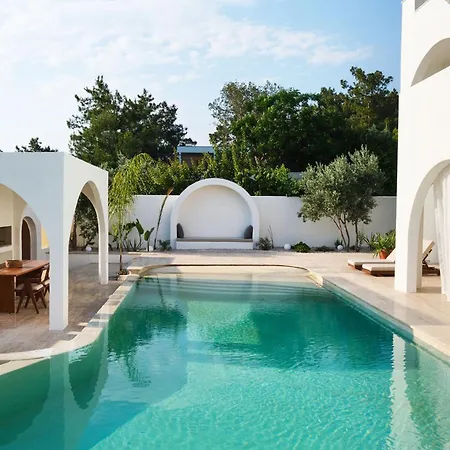 Ionx - Indoor & Outdoor Pool, Sauna, Bathtub, Jacuzzi Villa