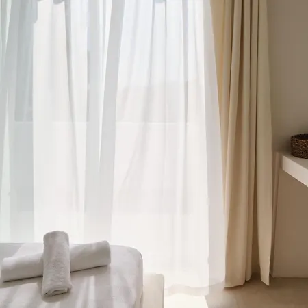 Ionx - Indoor & Outdoor Pool, Sauna, Bathtub, Jacuzzi Villa