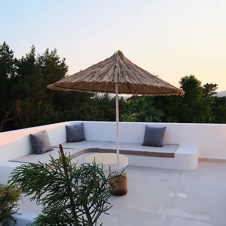 Ionx - Indoor & Outdoor Pool, Sauna, Bathtub, Jacuzzi Villa *