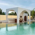 Ionx - Heated Indoor Pool, Sauna, Outdoor Pool,bathtub, Jacuzzi Villa *