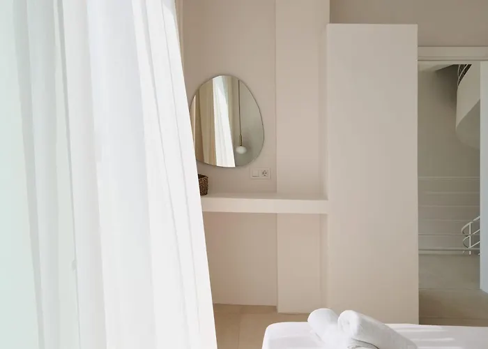 Ionx - Heated Indoor Pool, Sauna, Outdoor Pool,bathtub, Jacuzzi Villa *