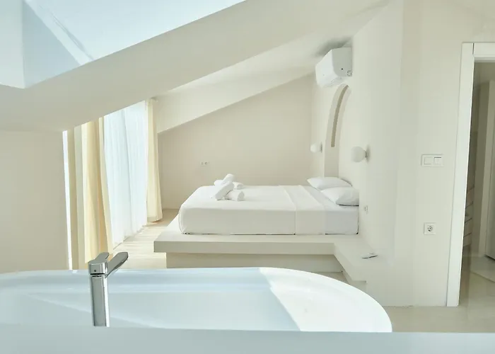 Villa Ionx - Heated Indoor Pool, Sauna, Outdoor Pool,bathtub, Jacuzzi Fethiye